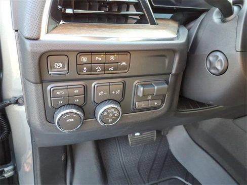 New 2026 Chevrolet Suburban High Country w/ Sun And Tow Package image 12