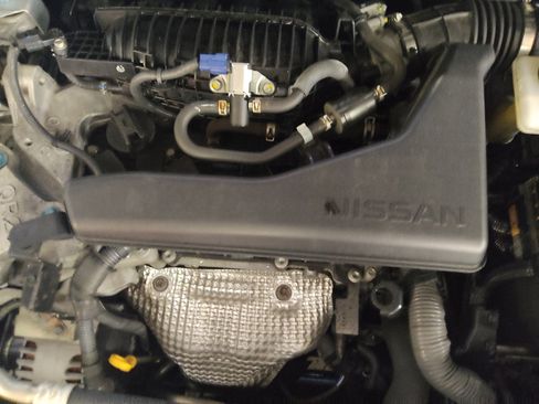 Used 2020 Nissan Rogue SV FWD image 30