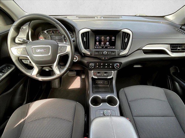 Used 2024 GMC Terrain SLE w/ Elevation Edition AWD/4WD image 15