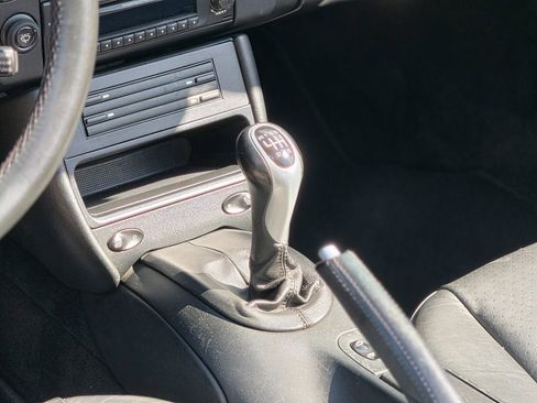 Used 2004 Porsche 911 Carrera image 24