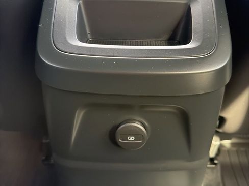 Used 2024 Volvo XC60 T8 Polestar w/ Protection Package Premier image 76