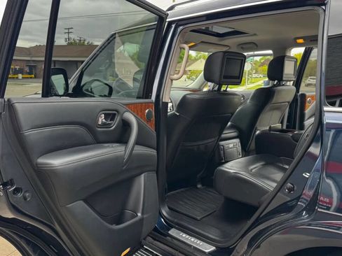 Used 2018 INFINITI QX80 4WD w/ Driver Assistance Package image 20