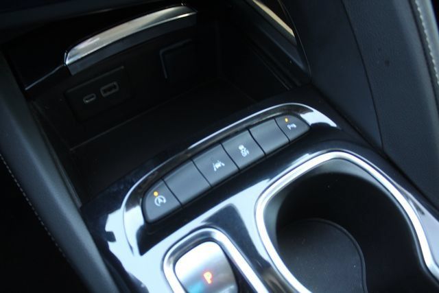 Certified 2022 Buick Envision Preferred FWD image 31