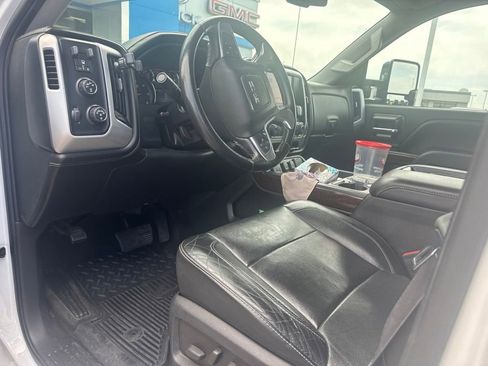 Used 2015 GMC Sierra 1500 SLT w/ Max Trailering Package AWD/4WD image 3