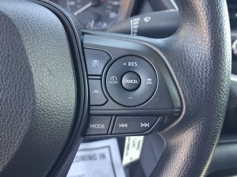 Certified 2023 Toyota Corolla LE FWD image 15