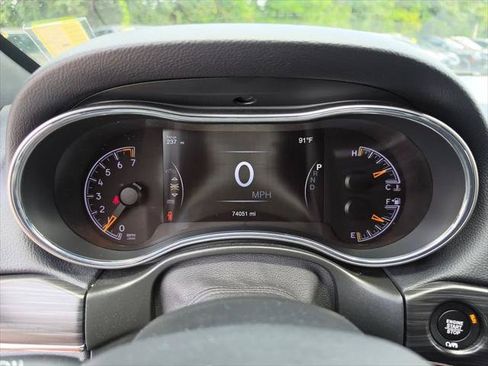 Certified 2021 Jeep Grand Cherokee Limited RWD image 33