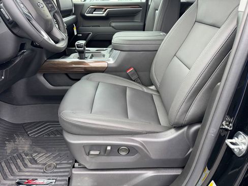 New 2026 Chevrolet Silverado 1500 RST w/ RST All Star Premium Package AWD/4WD image 16