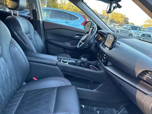 Used 2023 Nissan Rogue Platinum w/ Platinum Premium Package AWD/4WD image 13
