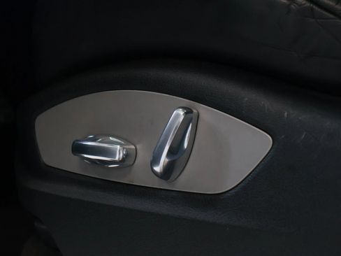 Used 2013 Porsche Cayenne GTS image 22