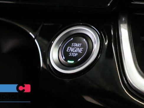 Used 2025 Chevrolet Trax ACTIV w/ Sunroof Package FWD image 20