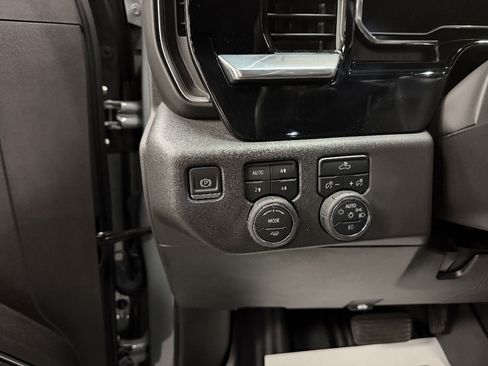 Certified 2025 Chevrolet Silverado 1500 LT Trail Boss w/ Convenience Package II AWD/4WD image 23