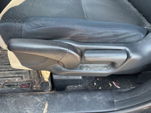 Used 2016 Honda CR-V LX image 16