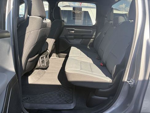 Used 2022 RAM 1500 Big Horn AWD/4WD image 12