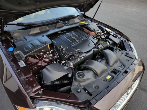 Used 2011 Jaguar XJ L Supersport image 28