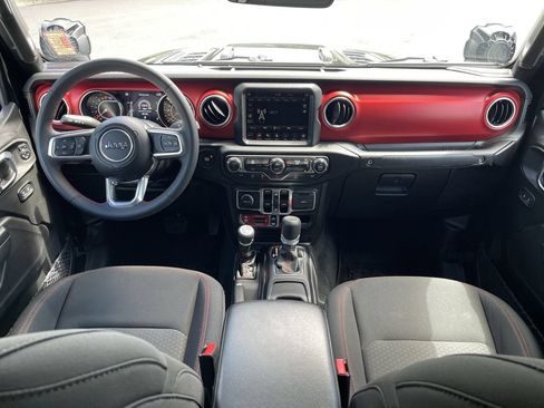 Used 2023 Jeep Gladiator Rubicon AWD/4WD image 21