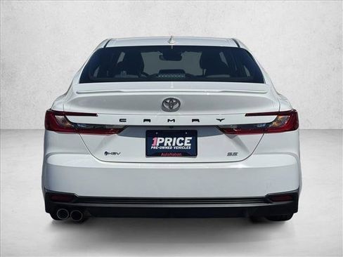 Used 2025 Toyota Camry SE w/ Multimedia Upgrade Package FWD image 6