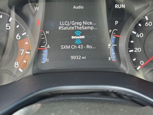 Used 2025 Jeep Compass Trailhawk image 39