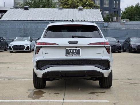 New 2026 Audi Q3 quattro 2.0T AWD/4WD image 9