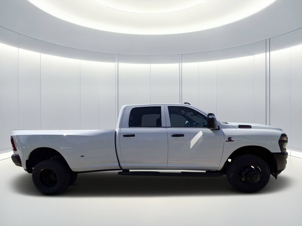 New 2026 RAM 3500 Tradesman AWD/4WD image 3