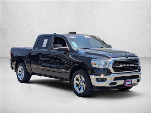 Used 2022 RAM 1500 Big Horn AWD/4WD image 3