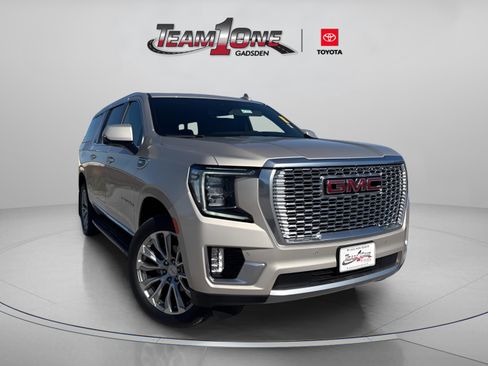 Used 2023 GMC Yukon XL Denali image 1