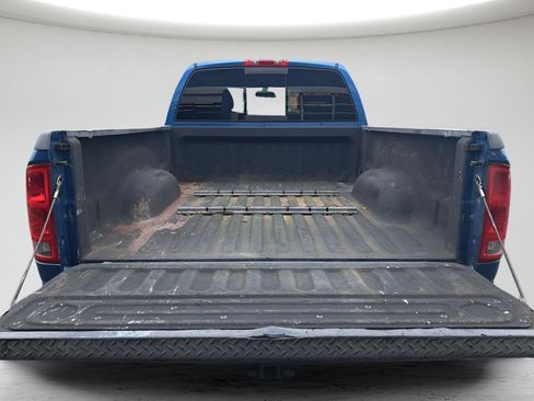 Used 2004 Dodge Ram 2500 Truck SLT w/ Sport Appearance Group AWD/4WD image 18