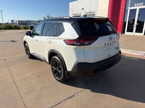 Used 2023 Nissan Rogue SV w/ SV Premium B Package AWD/4WD image 3