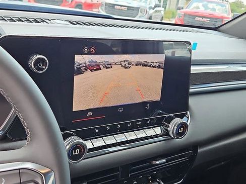 New 2026 GMC Canyon Elevation w/ Convenience Package image 15