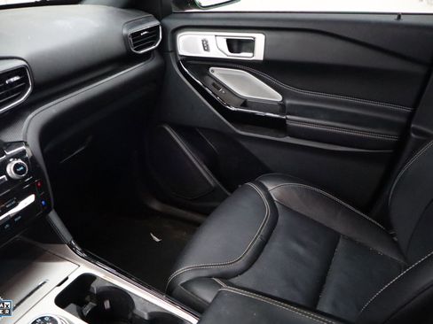 Used 2022 Ford Explorer ST w/ Equipment Group 401A image 24