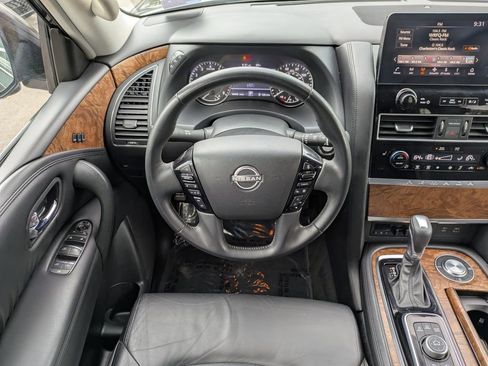Used 2021 Nissan Armada SL w/ Captain's Chairs Package image 16