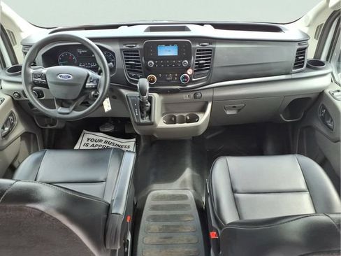 Used 2025 Ford Transit 250 148 Medium Roof RWD image 10