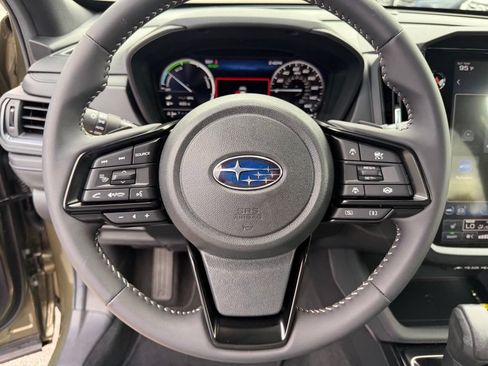 Used 2026 Subaru Forester Premium AWD/4WD image 24