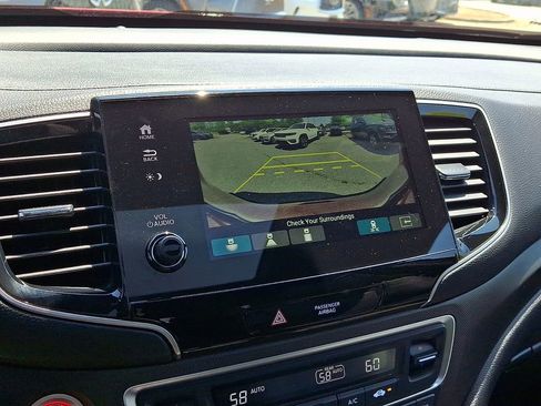 Used 2023 Honda Passport TrailSport image 19