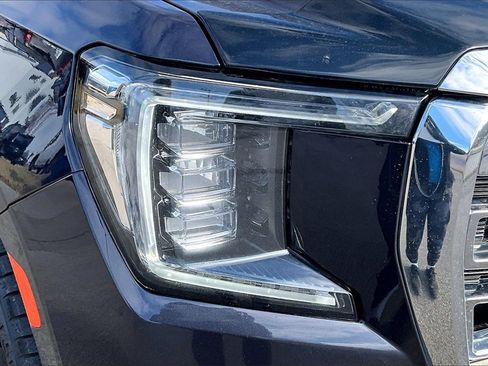 Used 2023 GMC Yukon SLT image 29