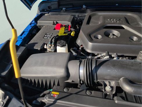 Used 2024 Jeep Wrangler Sahara w/ Safety Group image 38