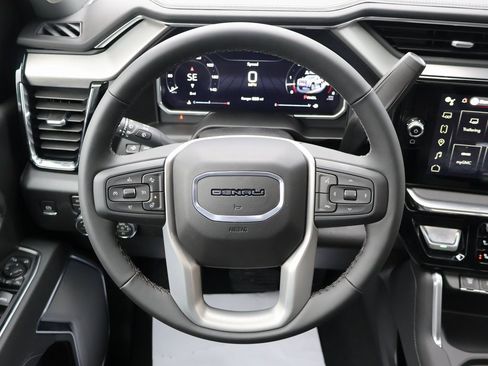 New 2026 GMC Sierra 3500 Denali w/ Denali Reserve Package image 16