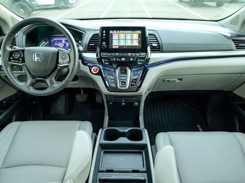 Used 2023 Honda Odyssey Touring image 42