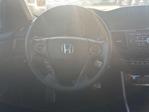 Used 2016 Honda Accord Sport image 8