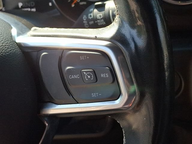 Used 2019 Jeep Wrangler Unlimited Sahara AWD/4WD image 22