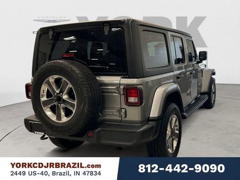 Used 2020 Jeep Wrangler Unlimited Sahara AWD/4WD image 5