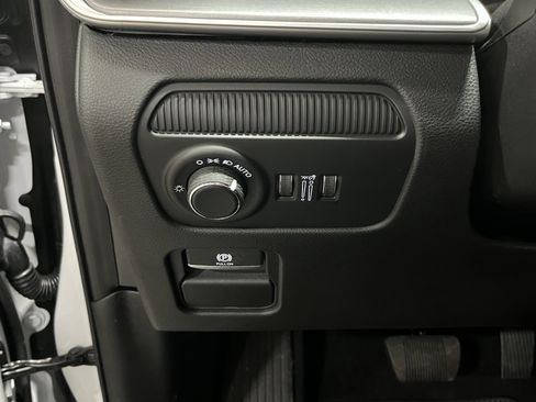 New 2026 Jeep Grand Wagoneer 4WD w/ Premium Group I image 24