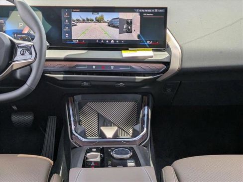 Used 2025 BMW X3 xDrive30i w/ Premium Package image 11