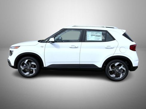 New 2026 Hyundai Venue SEL FWD image 8