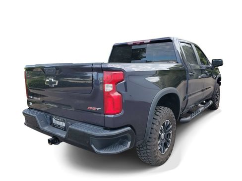 Used 2023 Chevrolet Silverado 1500 ZR2 w/ Technology Package AWD/4WD image 4