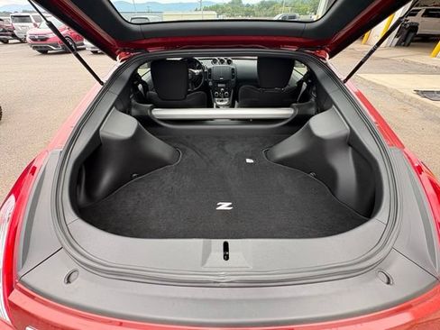 Used 2016 Nissan 370Z Coupe RWD image 21