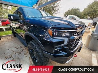Used 2023 Chevrolet Silverado 1500 ZR2 w/ Technology Package video 1