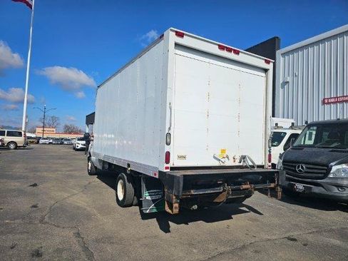 Used 2016 Ford E-350 and Econoline 350 Super Duty w/ Power Windows & Locks Group RWD image 7