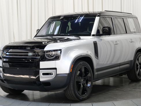 Used 2020 Land Rover Defender 110 First Edition image 5