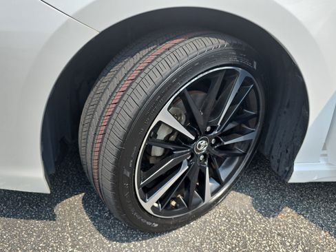 Used 2018 Toyota Camry XSE w/ Audio Package FWD image 32