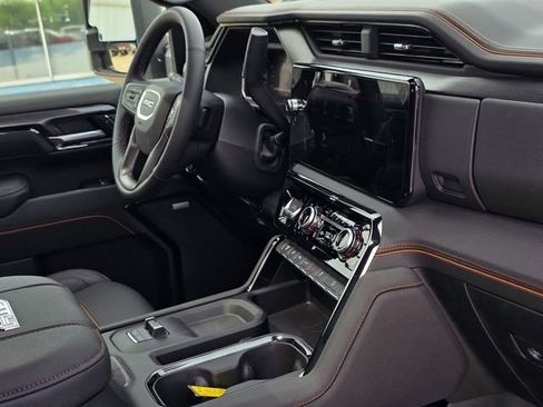 New 2026 GMC Sierra 2500 AT4 image 15
